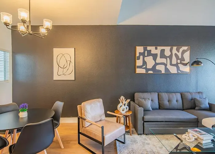 Apartment Cozy Kingbed Golf Pickleball Pool Hot Tub Parkng Scottsdale